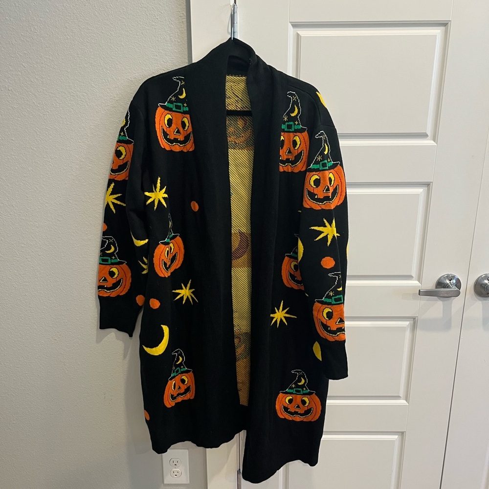 Backstitch Bruja Halloween Cardigan